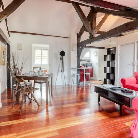 Apartment Nid D'artiste - 5min A Pied Du Chateau Versailles
